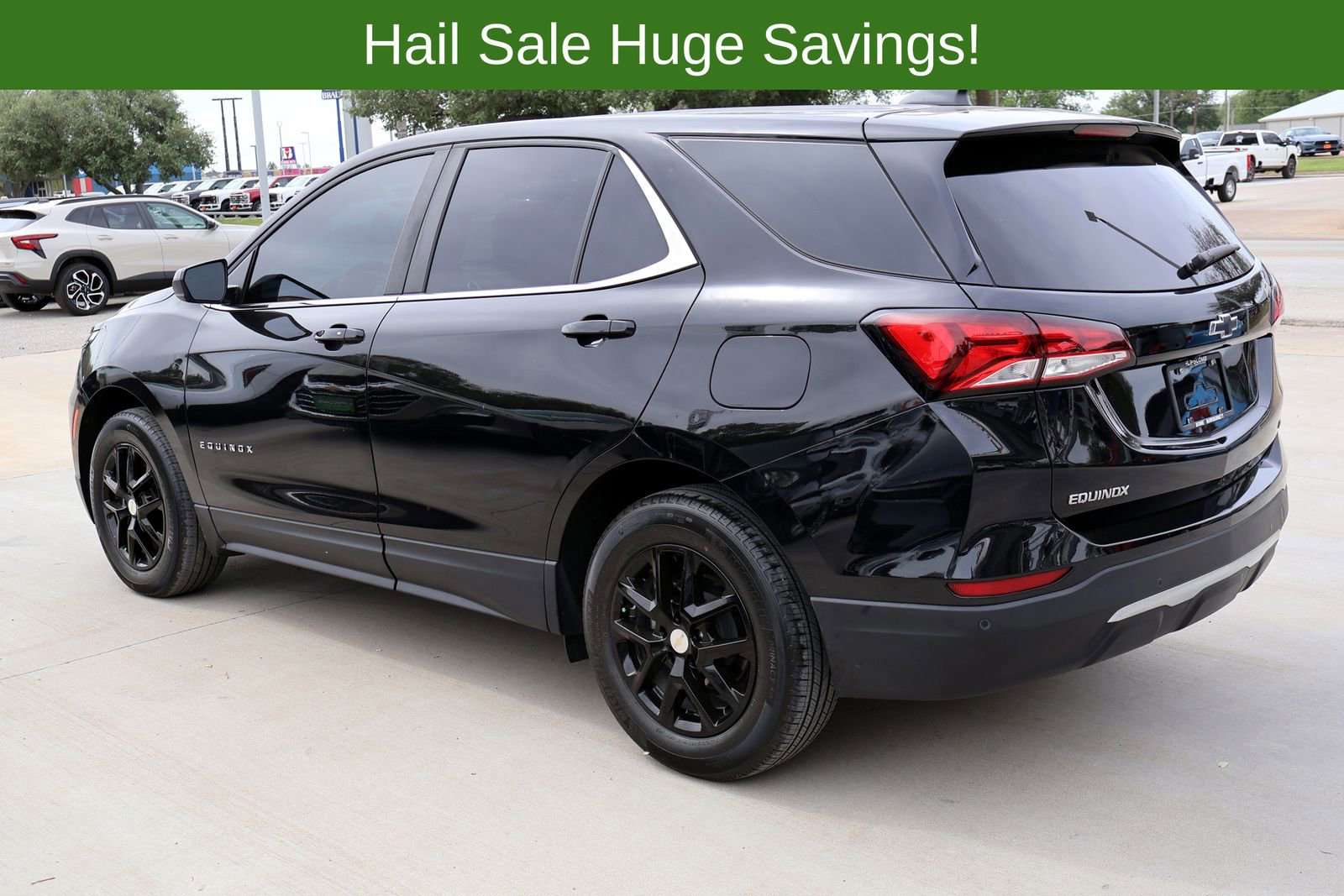 Used 2023 Chevrolet Equinox LT FWD image 9