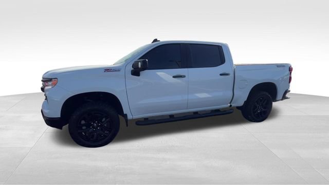 Used 2024 Chevrolet Silverado 1500 LT Trail Boss w/ LT Trail Boss Premium Package AWD/4WD image 3