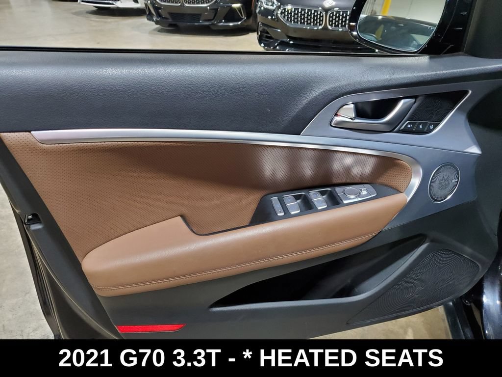 Used 2021 Genesis G70 3.3T RWD image 8