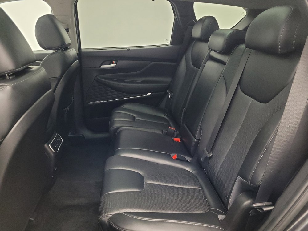 Used 2023 Hyundai Santa Fe SEL w/ Premium Package image 18