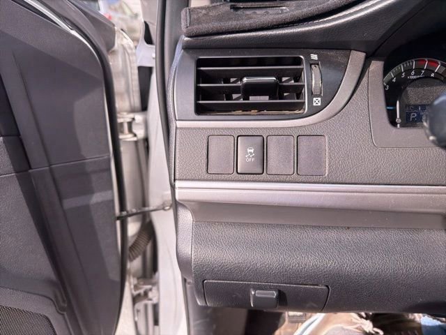 Used 2013 Toyota Camry SE image 14