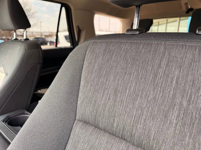Used 2024 Ford Expedition XLT image 11