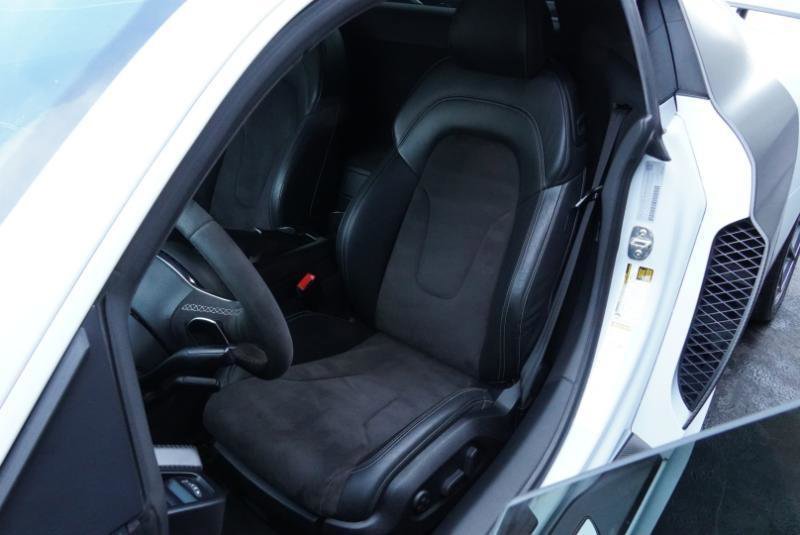 Used 2012 Audi R8 GT AWD/4WD image 53