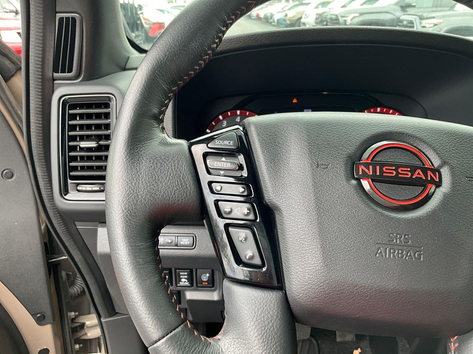 Used 2023 Nissan Frontier PRO-4X w/ Pro Convenience Package AWD/4WD image 10