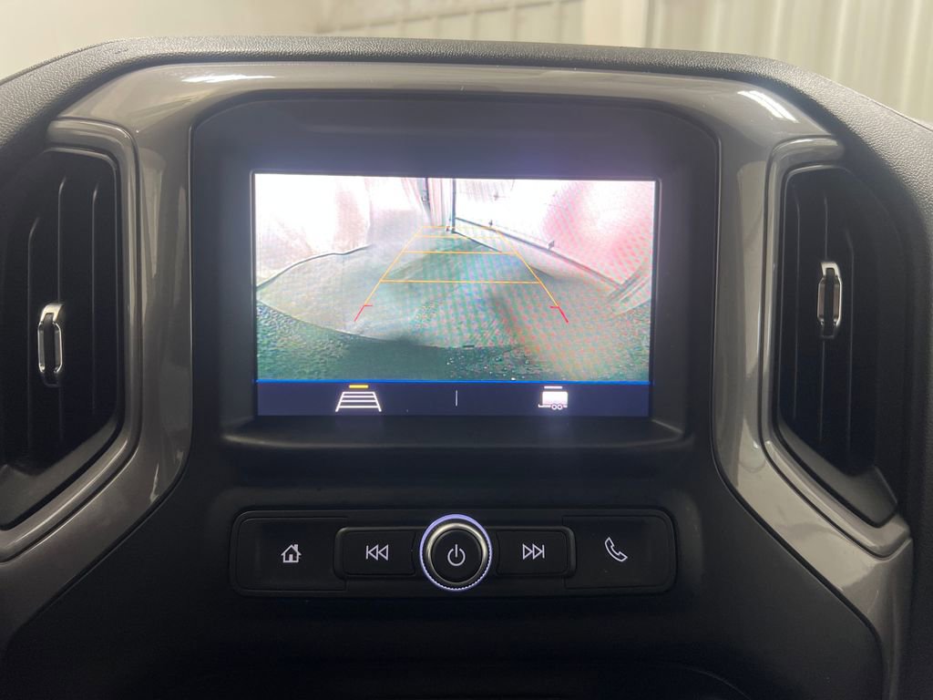 Used 2020 Chevrolet Silverado 1500 Custom w/ Custom Value Package image 7