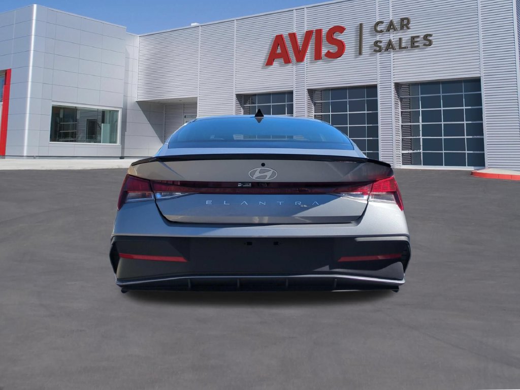 Used 2026 Hyundai Elantra Sport FWD image 7