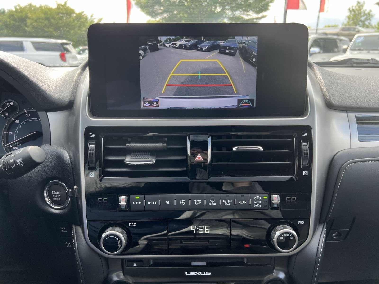 Used 2023 Lexus GX 460 Premium w/ Premium Package AWD/4WD image 19