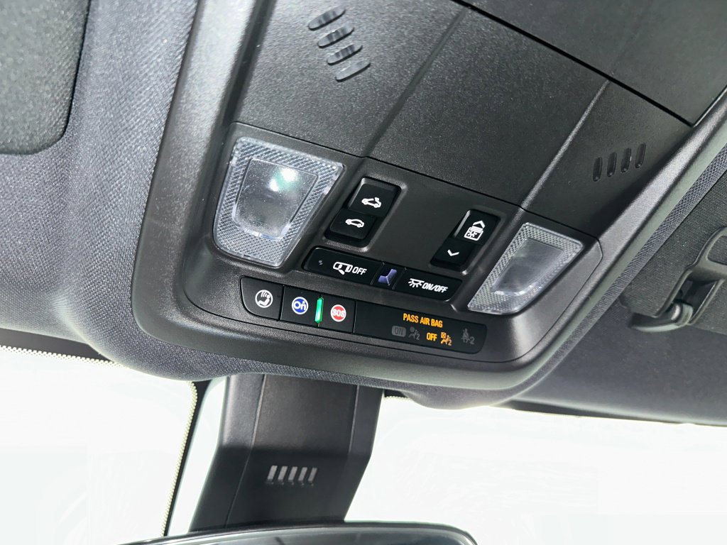 Certified 2022 Chevrolet Equinox RS w/ LPO, Floor Liner Package image 16