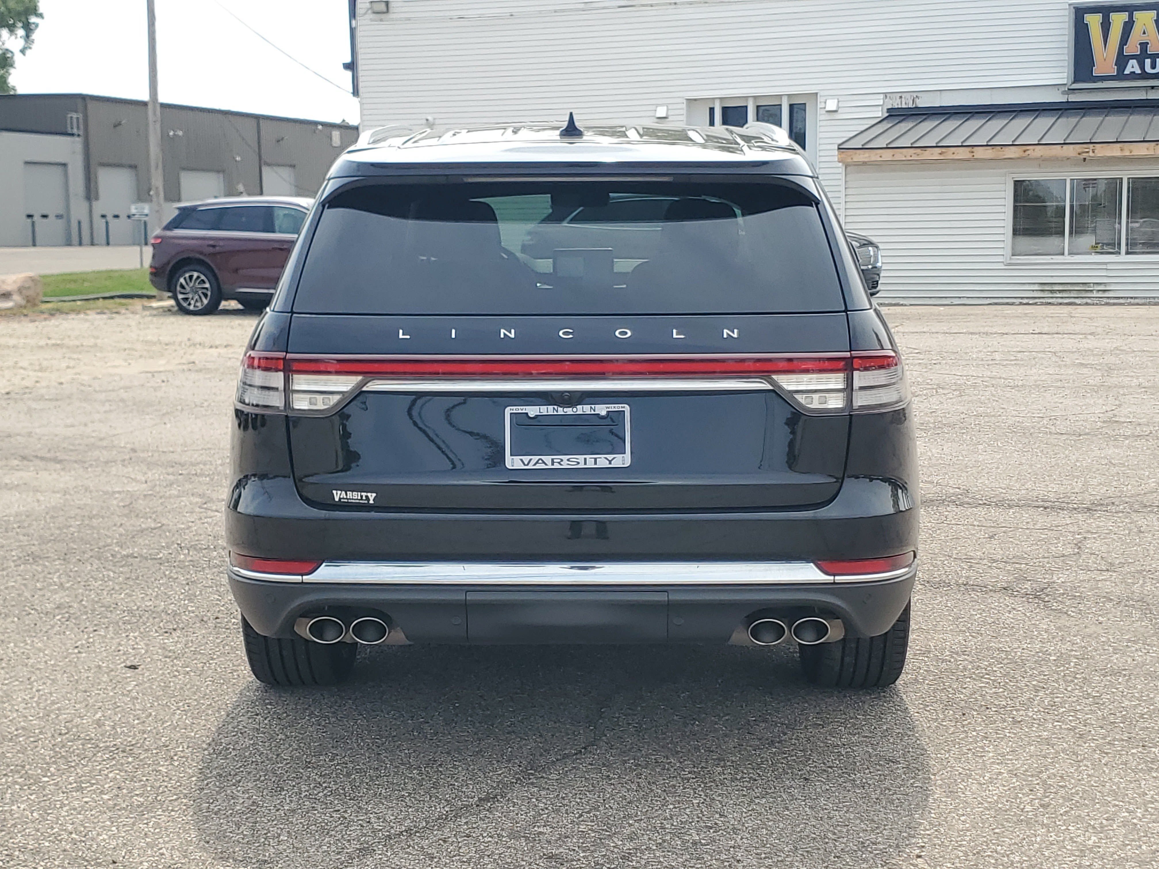Certified 2024 Lincoln Aviator Reserve w/ Equipment Group 201A AWD/4WD image 5