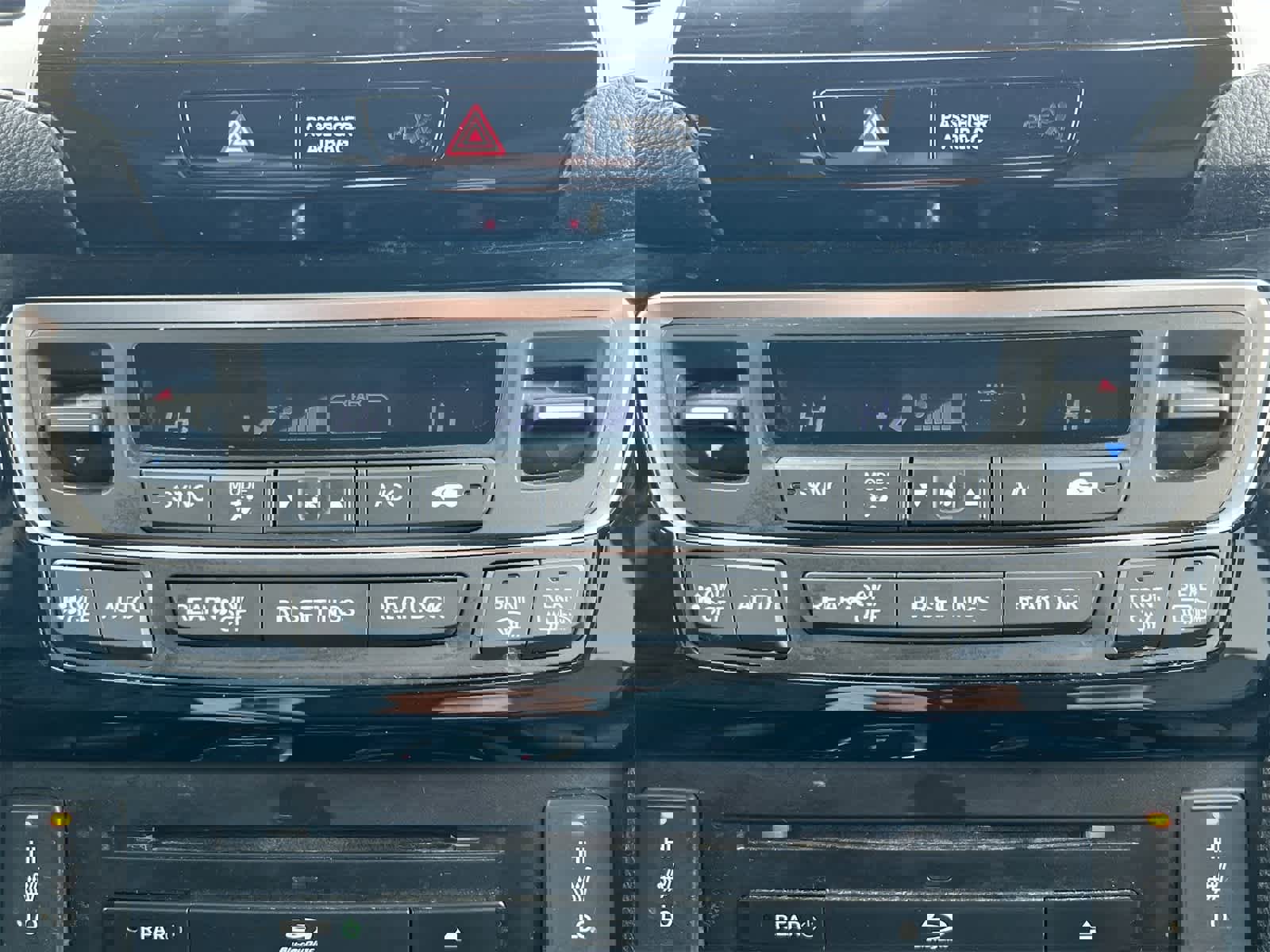 Used 2017 Honda Pilot Touring image 28