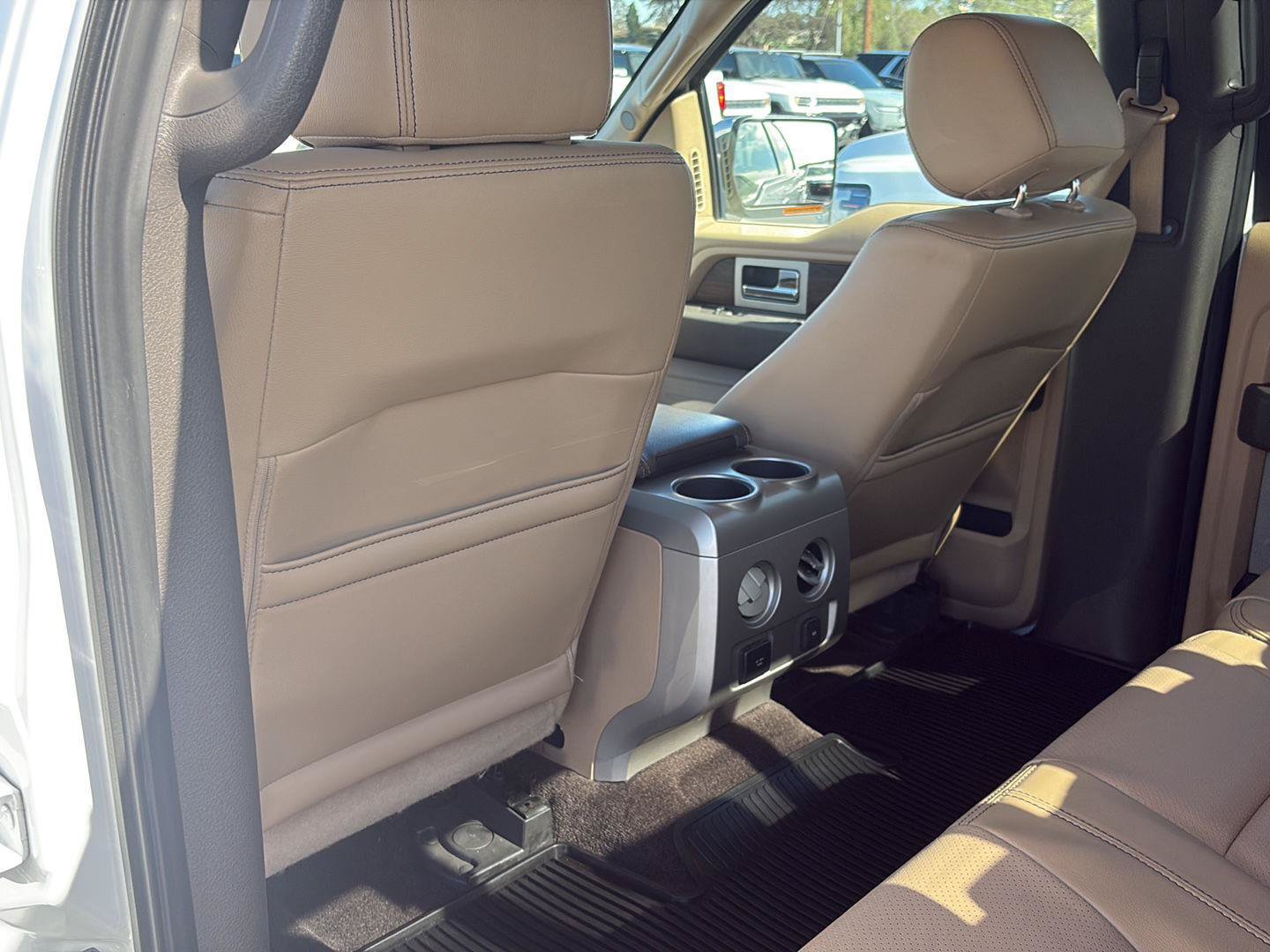 Used 2014 Ford F150 Lariat w/ Equipment Group 502A Luxury AWD/4WD image 28