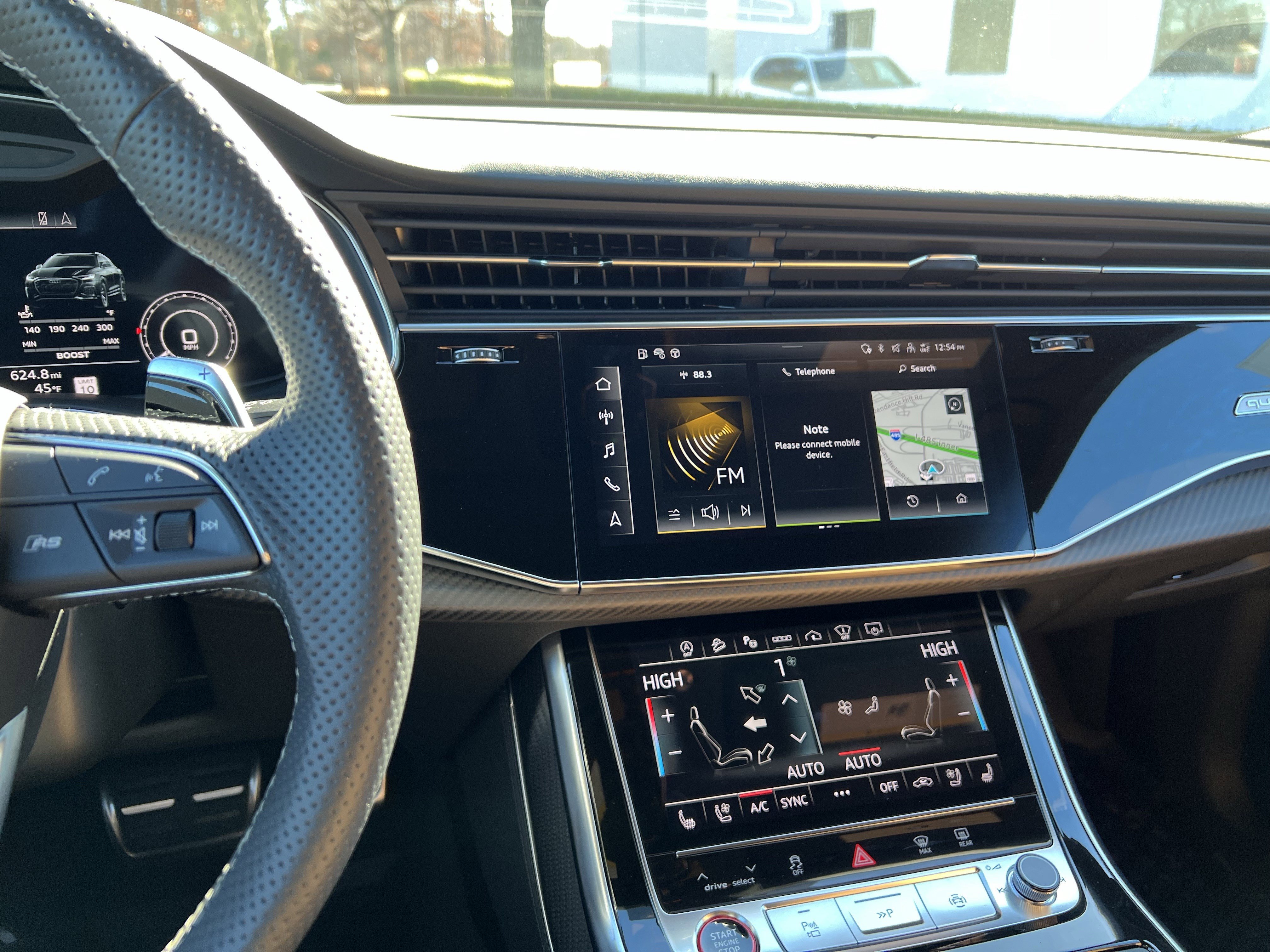 Certified 2024 Audi RS Q8 image 31