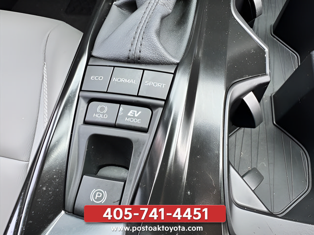 Used 2025 Toyota Camry SE w/ Multimedia Upgrade Package FWD image 32