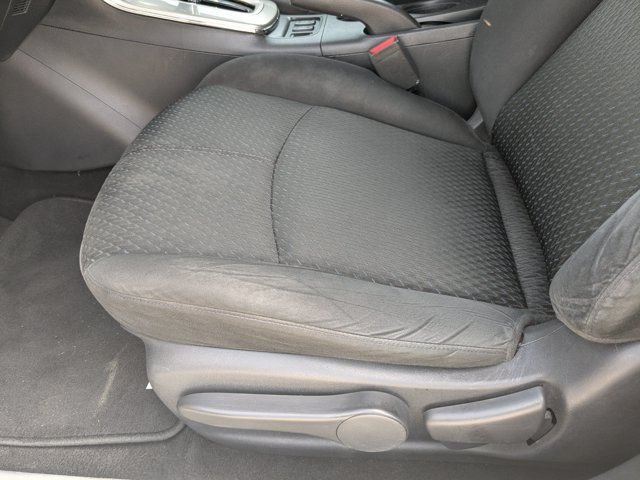Used 2015 Nissan Sentra SR w/ Navigation Package FWD image 19