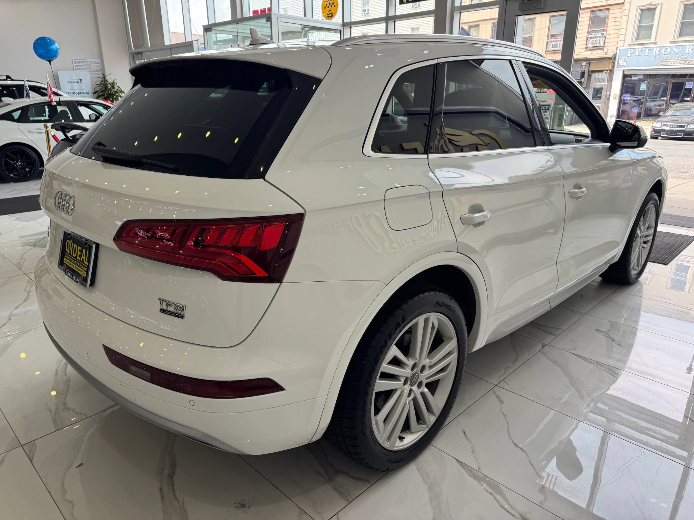 Used 2018 Audi Q5 2.0T Premium Plus w/ Premium Plus Package AWD/4WD image 7