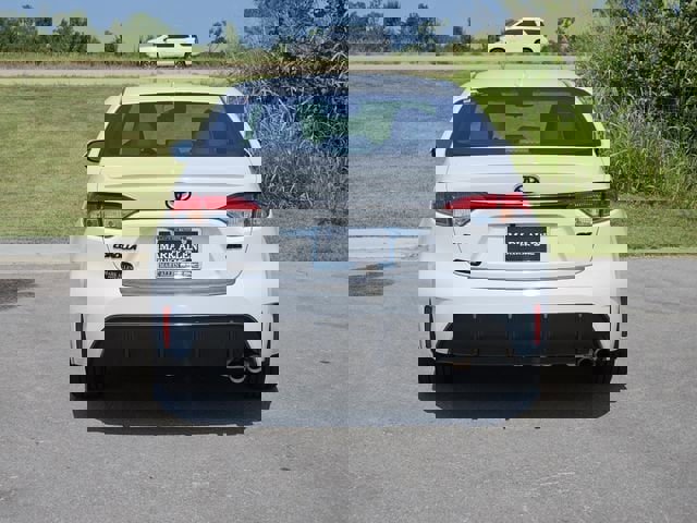 Used 2024 Toyota Corolla SE image 6