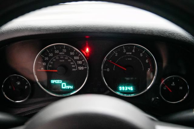 Used 2023 Jeep Wrangler Unlimited Sahara w/ LED Lighting Group AWD/4WD image 29