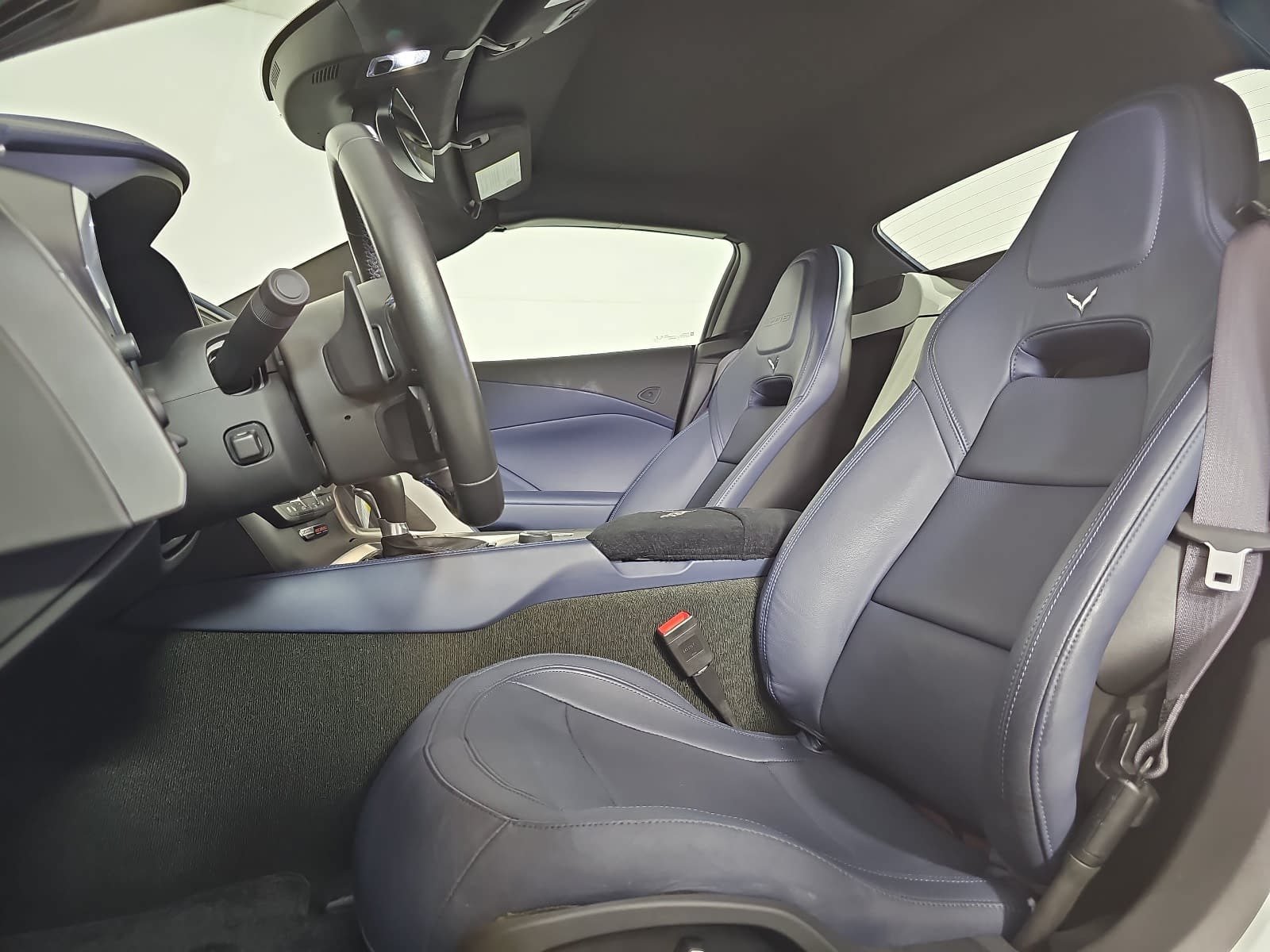 Used 2017 Chevrolet Corvette Z06 RWD image 12