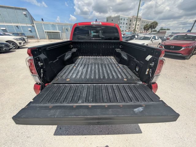 Used 2021 Toyota Tacoma TRD Sport AWD/4WD image 12