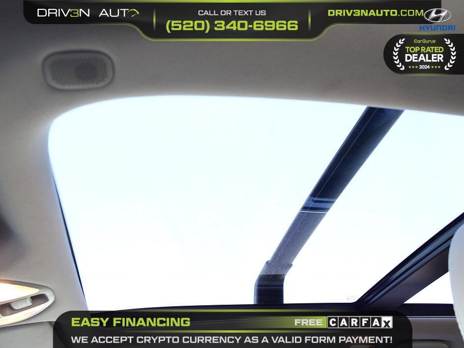 Used 2015 Hyundai Santa Fe Limited w/ Option Group 04 image 20