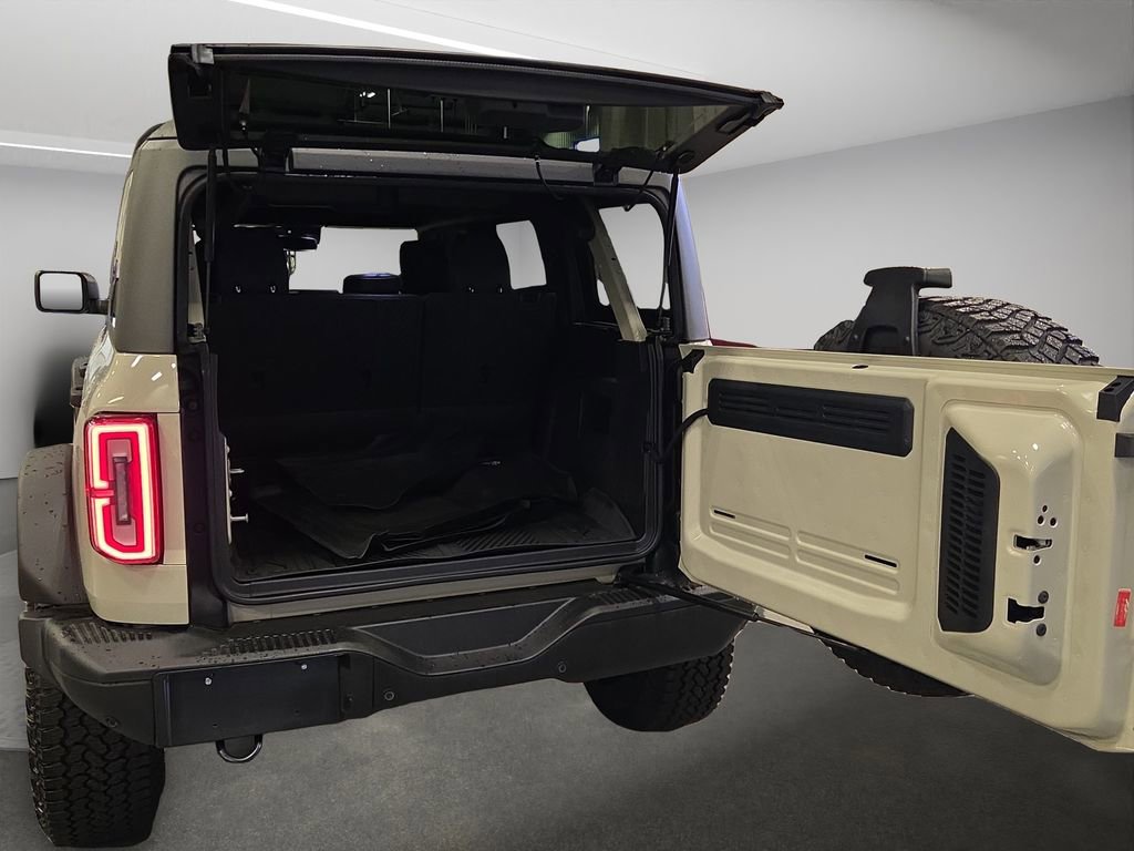 Used 2022 Ford Bronco Everglades AWD/4WD image 15
