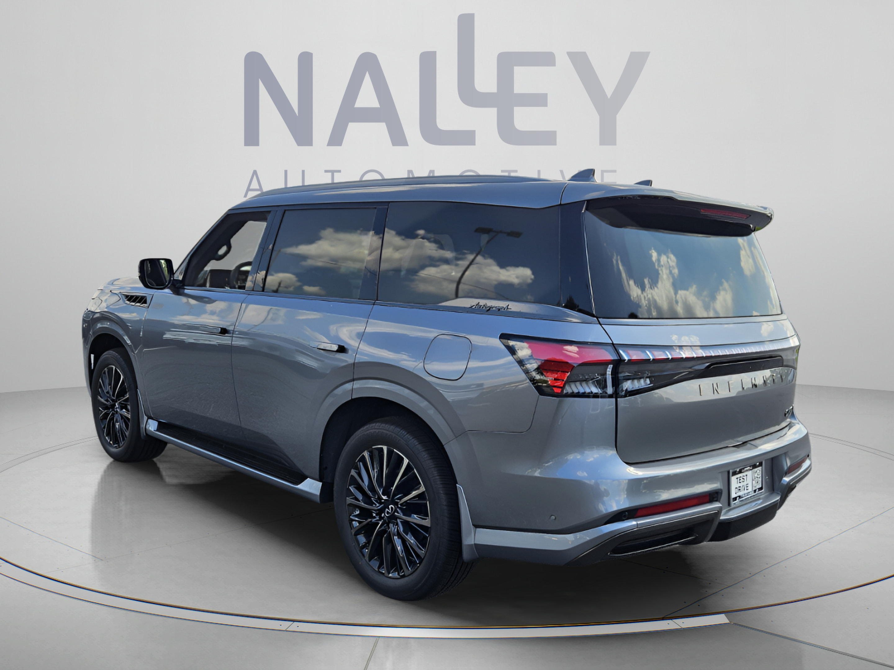 New 2027 INFINITI QX80 Autograph AWD/4WD image 3