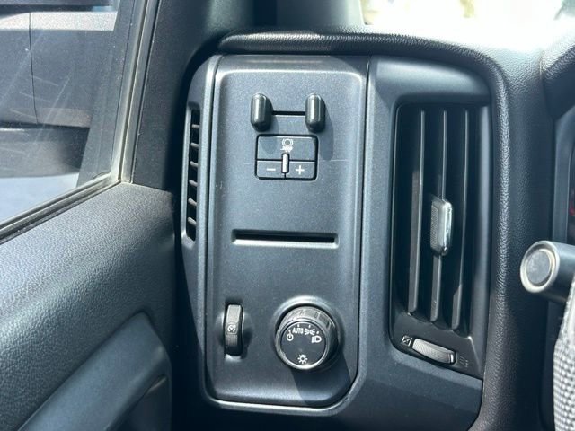 Used 2016 Chevrolet Silverado 2500 W/T w/ WT Convenience Package AWD/4WD image 19