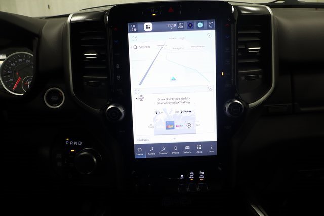 New 2026 RAM 1500 4x4 Crew Cab image 18