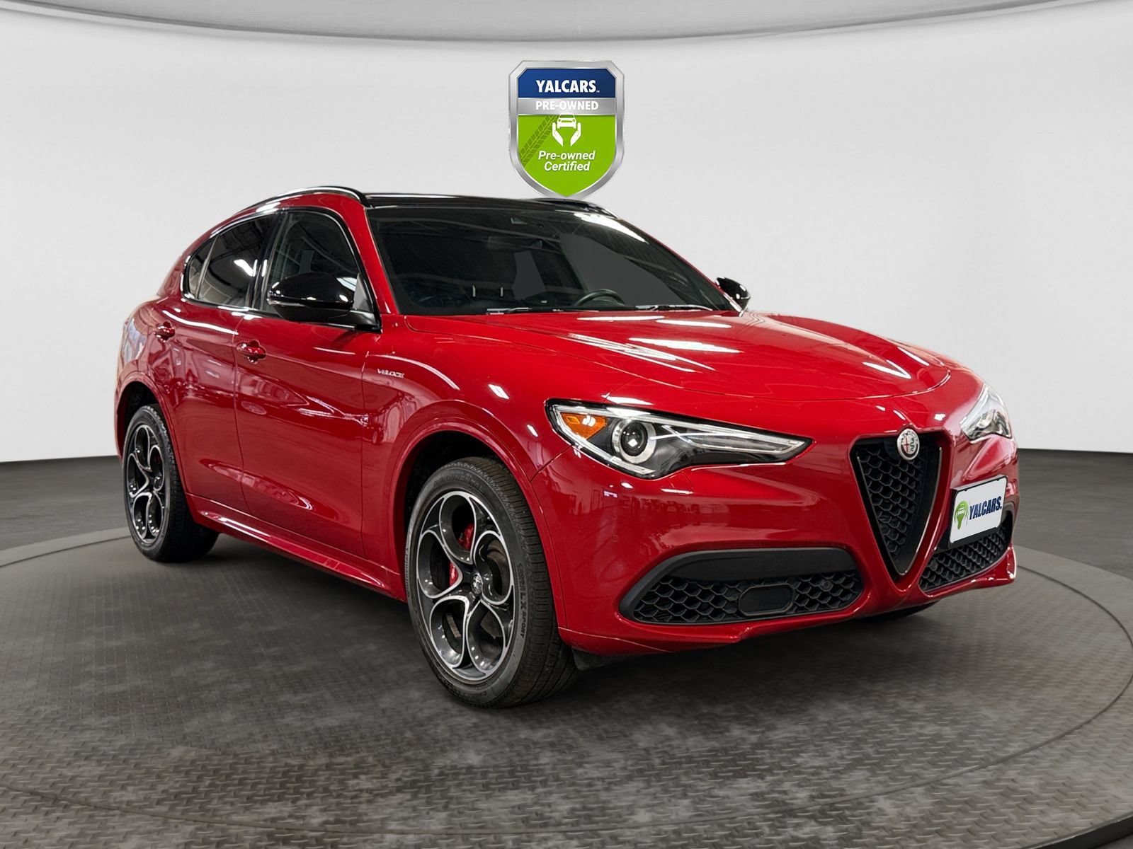 Used 2022 Alfa Romeo Stelvio Veloce AWD/4WD image 7