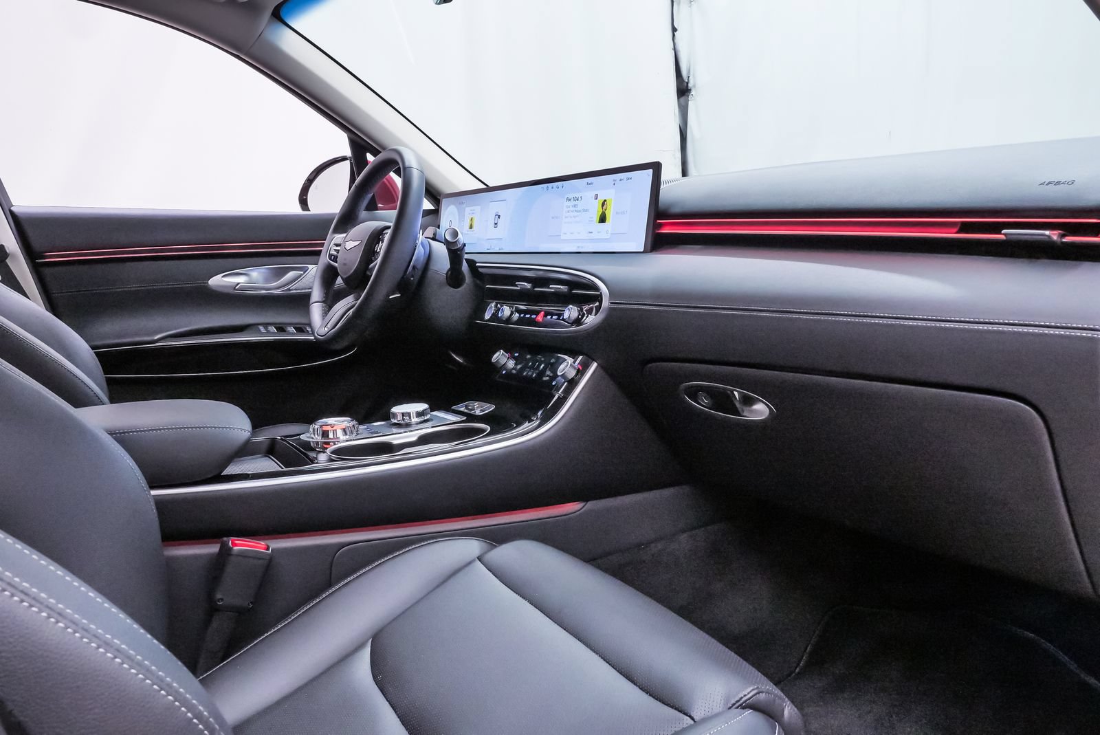 Certified 2026 Genesis GV70 2.5T AWD/4WD image 12