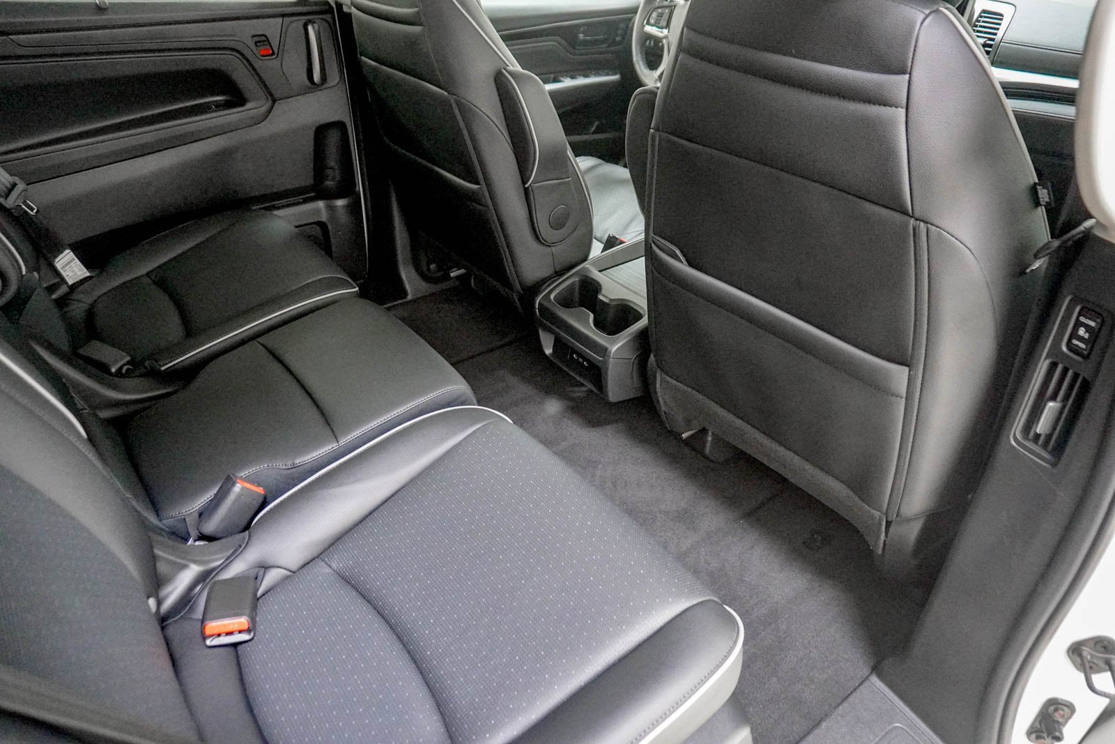 Certified 2026 Honda Odyssey Elite image 37