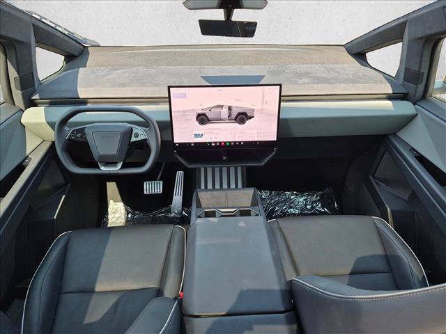 Used 2025 Tesla Cybertruck Cyberbeast AWD/4WD image 18