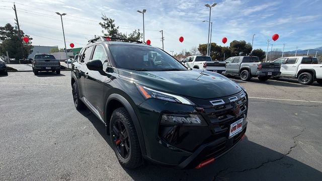 New 2026 Nissan Rogue SV image 2