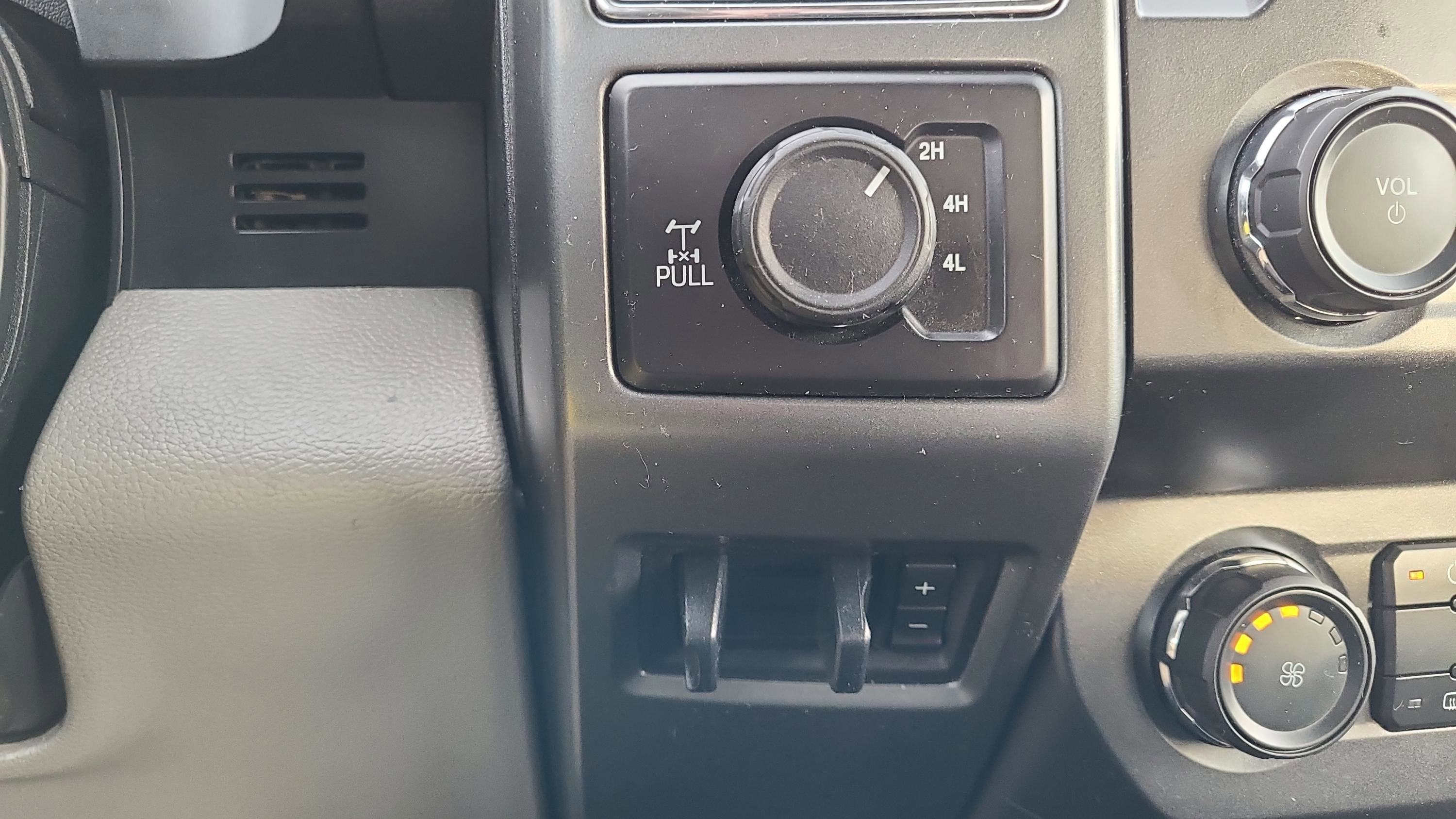 Used 2021 Ford F250 XLT image 24