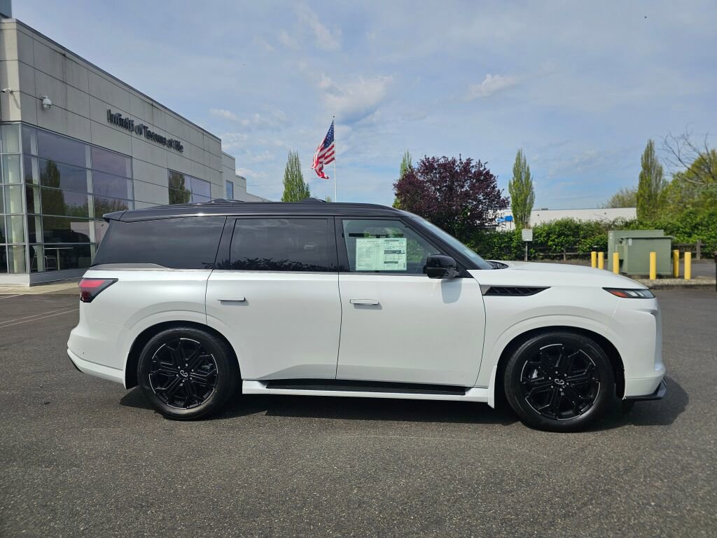 New 2026 INFINITI QX80 4WD image 8