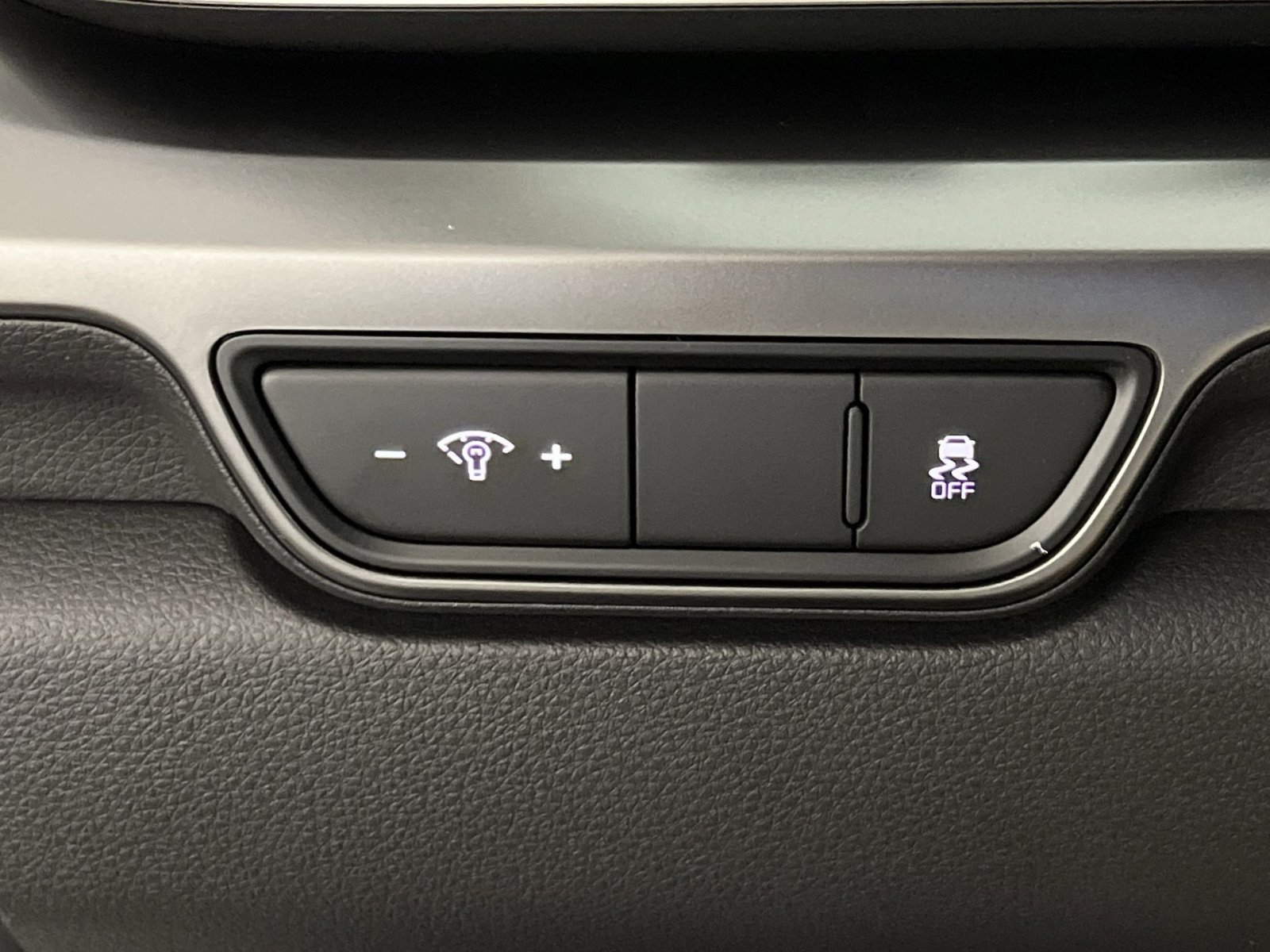 New 2026 Kia Carnival SX w/ SX Dark Edition Package image 37