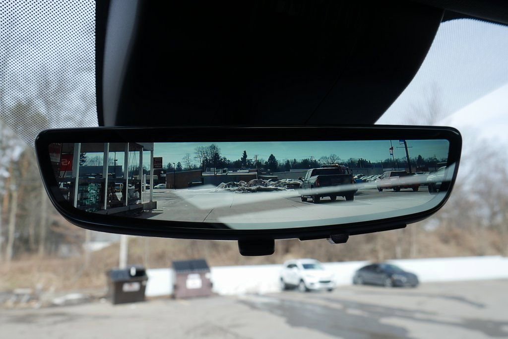 New 2026 Chevrolet Suburban Premier image 20