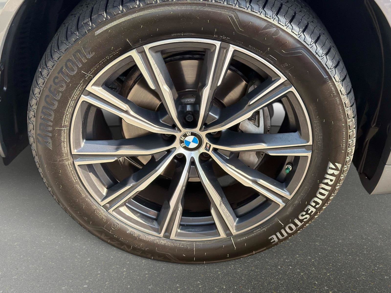 Used 2024 BMW X5 sDrive40i w/ M Sport Package RWD image 10