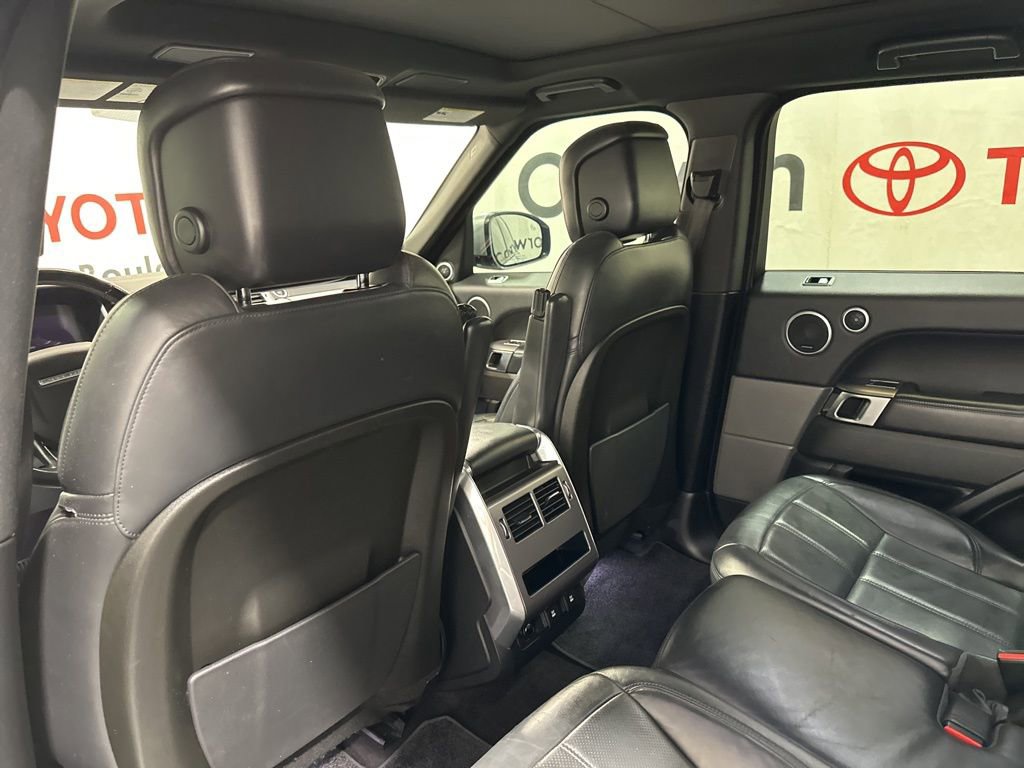 Used 2020 Land Rover Range Rover Sport HSE image 19
