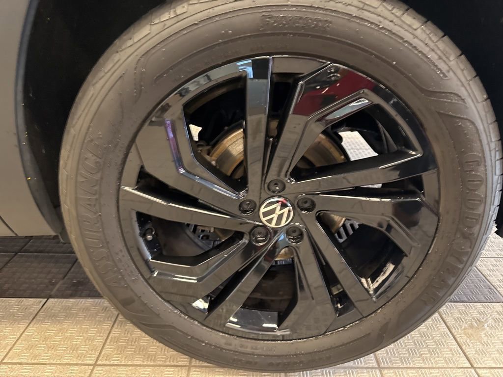 Used 2022 Volkswagen Atlas SE image 14