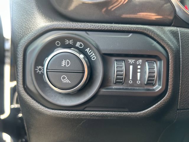 Used 2022 Jeep Gladiator Sport image 29