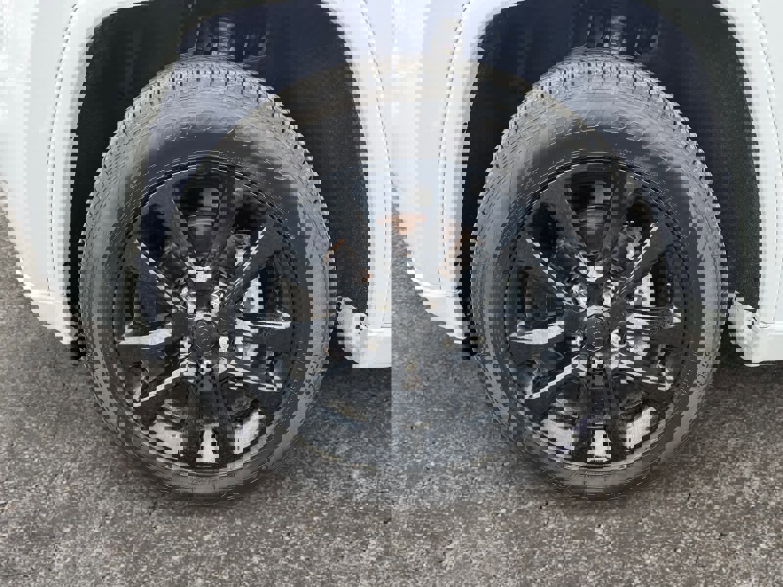 Used 2020 Jeep Grand Cherokee Altitude image 15