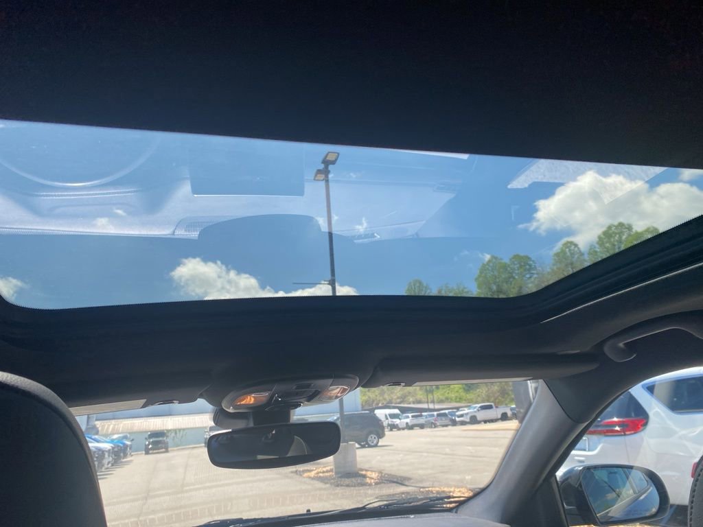 Certified 2023 Jeep Compass Limited w/ Sun and Sound Group image 17