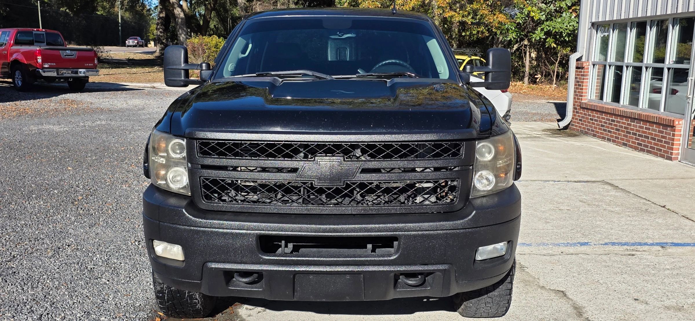Used 2014 Chevrolet Silverado 2500 LTZ w/ LTZ Plus Package AWD/4WD image 8