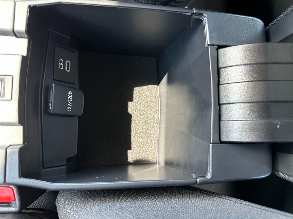 Used 2026 Toyota Corolla LE FWD image 26