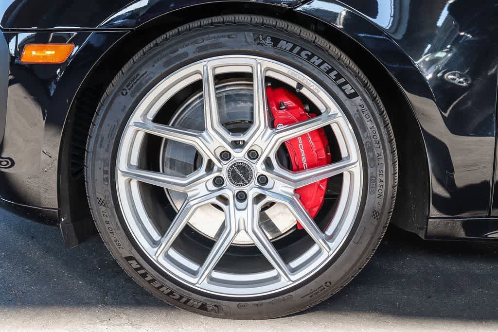 Used 2024 Porsche Macan GTS AWD/4WD image 10