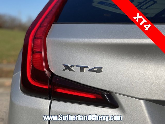 Used 2021 Cadillac XT4 Premium Luxury image 12