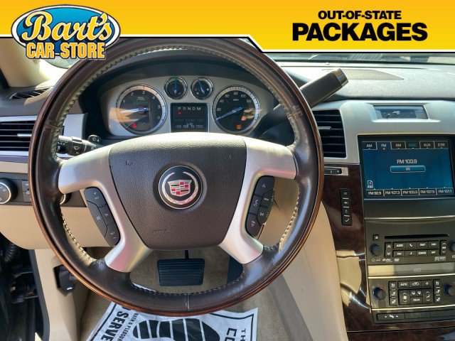Used 2012 Cadillac Escalade 4WD Hybrid image 32