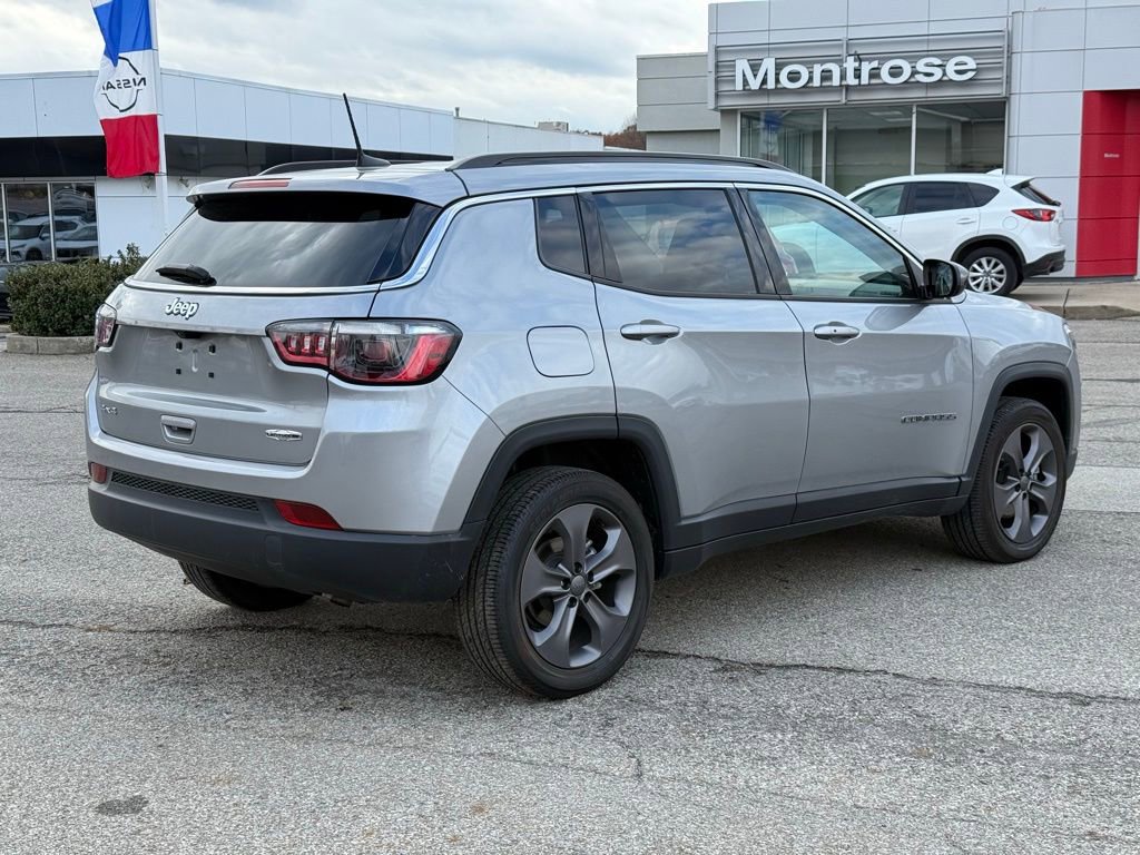 Used 2022 Jeep Compass Latitude image 5