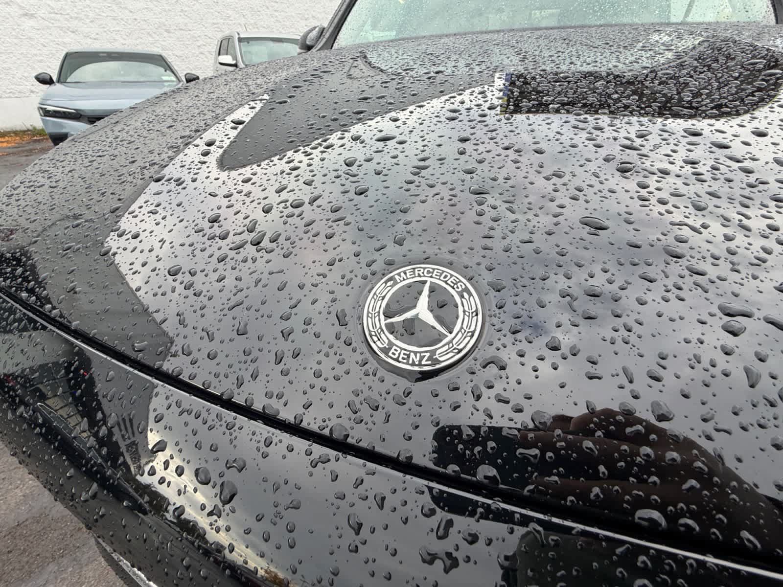 Used 2024 Mercedes-Benz GLB 250 4MATIC image 30